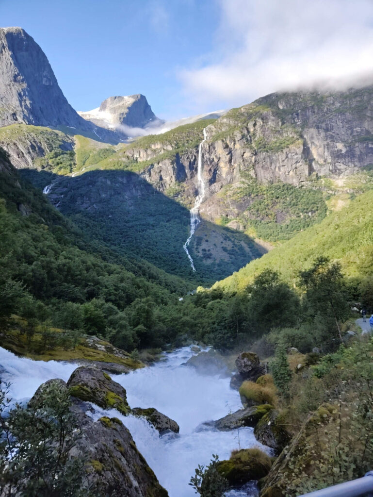 Panoramata cestou od ledovce