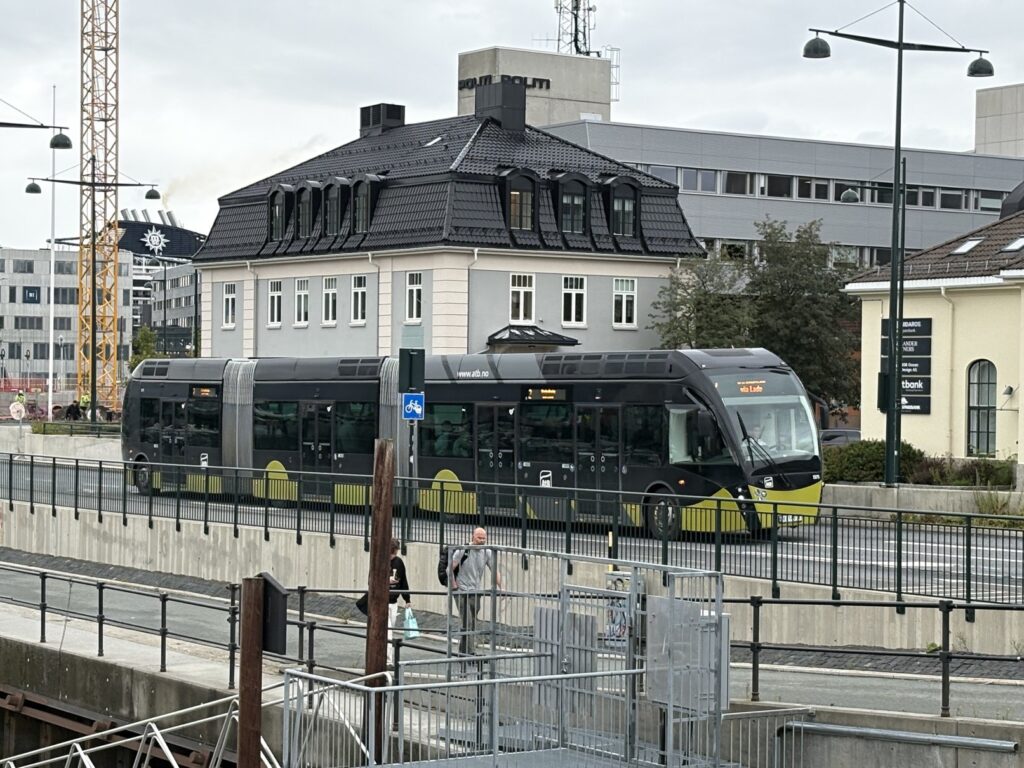 Megaautobus podruhé