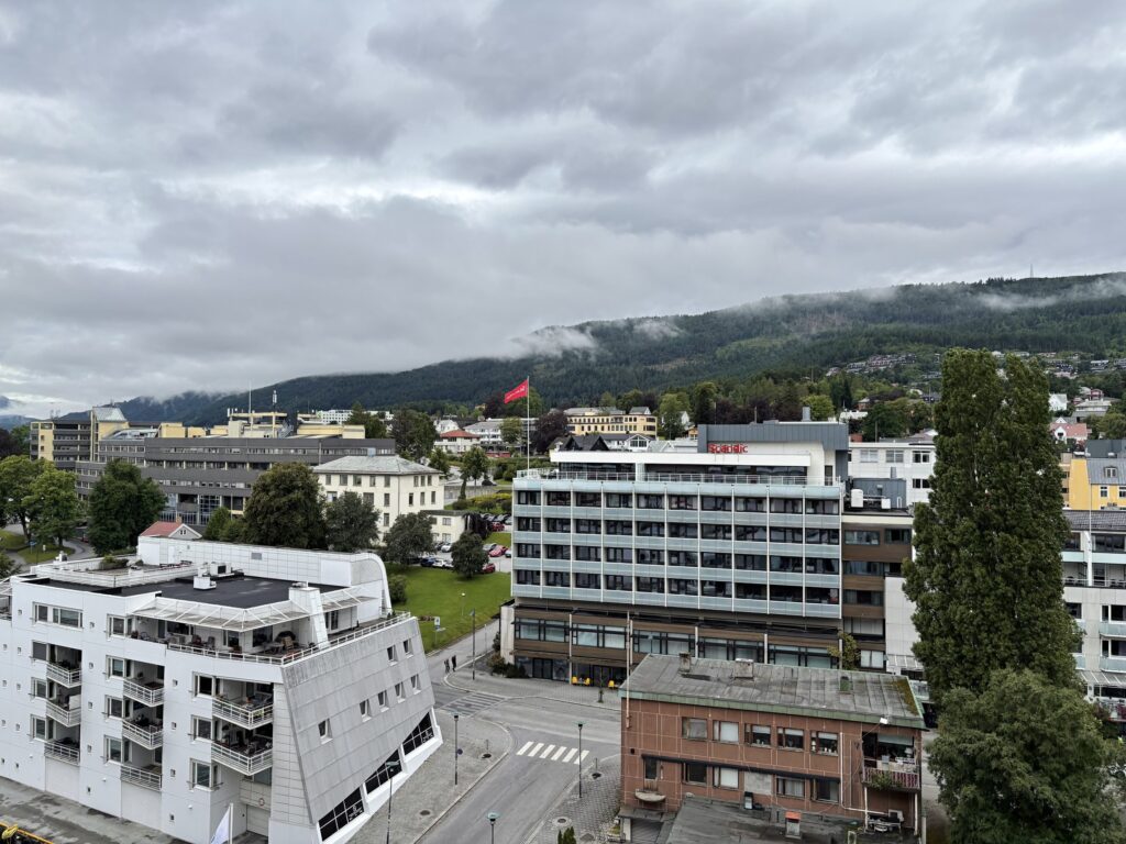 Výhled na město z kajuty