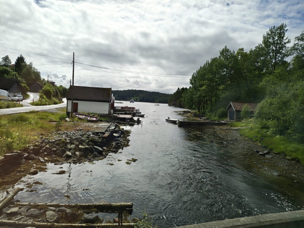 Řeka v Lysefjordu